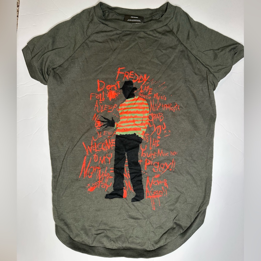 Gray Graphic T-Shirt with Red‎ and Orange Design